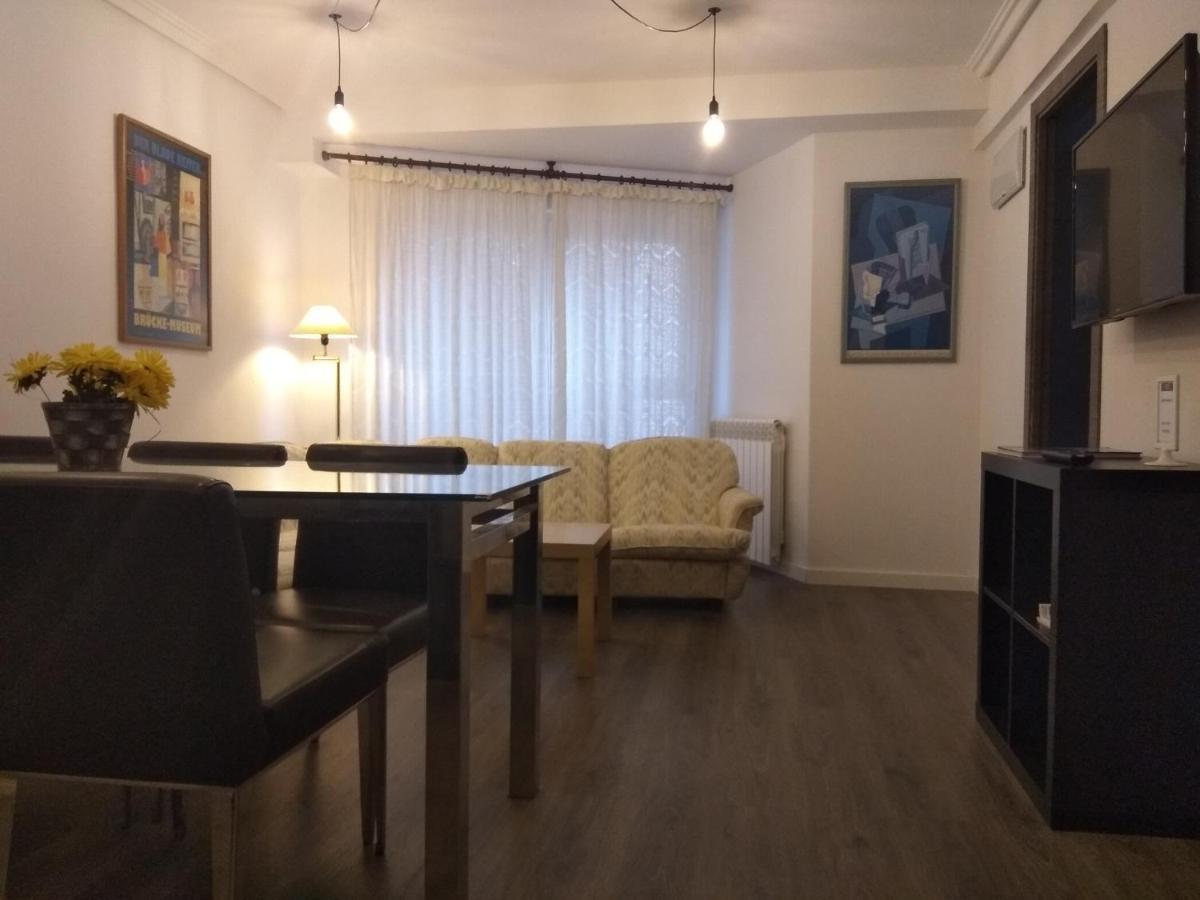 Bnap Gesta Appartement Oviedo Buitenkant foto